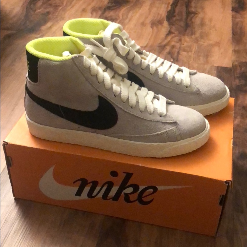 Nike Blazer Mid Suede Vintage Size 6